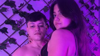 Free Nude RoxieAndJackson