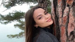 Free Nude RuthannSivils
