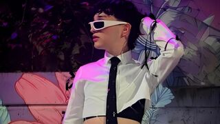 Free Nude SantiBrats