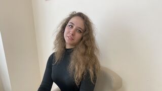 Free Nude SaraJeredi