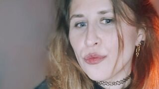 Free Nude SarahLance