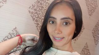 Free Nude ScarlettHodson