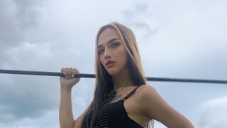 Free Nude SelenaRosario