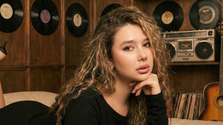 Free Nude SelenaVosse