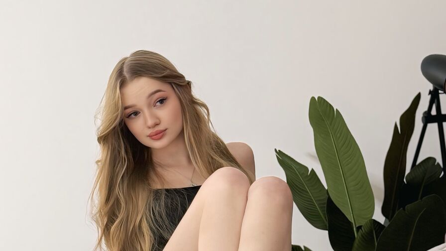 SelinaTorn Nude