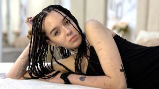Free Nude SerenaWeiss