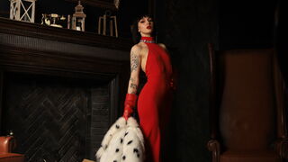 Free Nude SilviaVinylstore