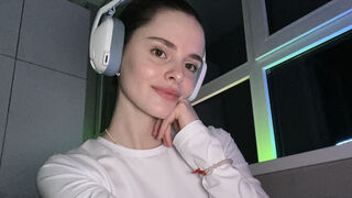 Free Nude StellaHurley