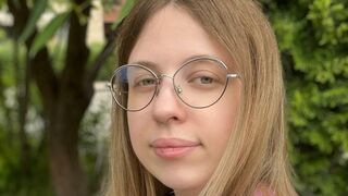 Free Nude SylviaMoree