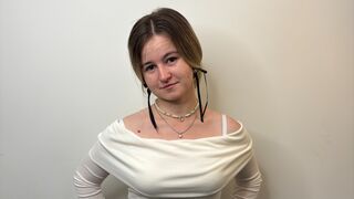 Free Nude TamelaGreenham