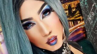 Free Nude TaylorSatin