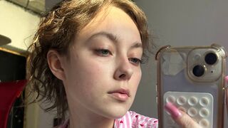 Free Nude ThuyThorstad