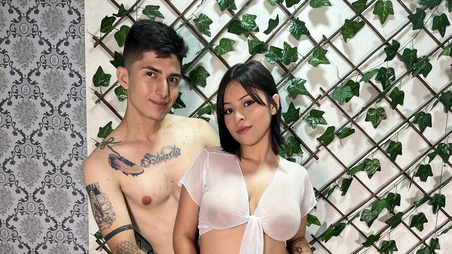 TifanyandfFyn Nude