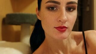 Free Nude TinaVey