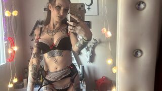 Free Nude Urfavenightmare