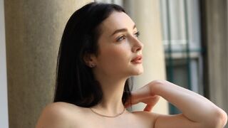 Free Nude VanessaSvit