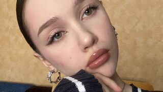 Free Nude VernelBanaszak