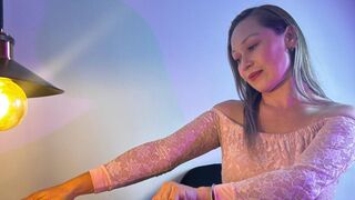 Free Nude VickyBlaze