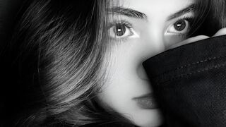 Free Nude VickyToure