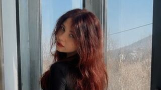 Free Nude VioletteIguina