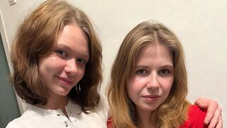 Free Nude VivianAndOlivia