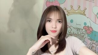 Free Nude WiangFar