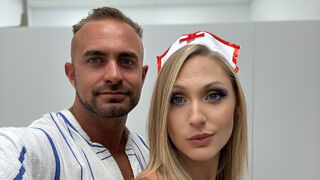 Free Nude WildandRoan