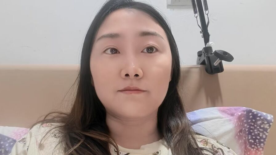 YangLongbo Nude
