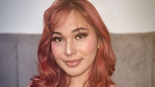 Free Nude YassieVersoza