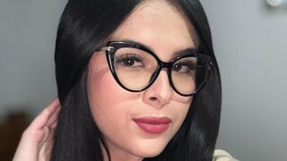 Free Nude YennyClarkc