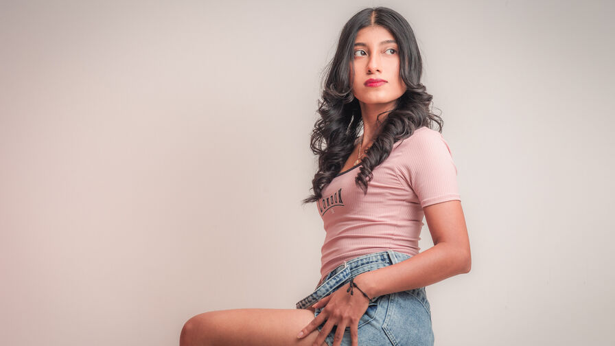 YeseniaRodriguez Nude
