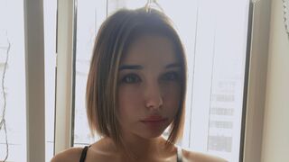 Free Nude YeseniaSteppe