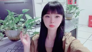 Free Nude ZhangXueqin