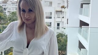 Free Nude AdellynRose