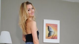 Free Nude AeliaMuse
