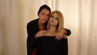 Free Nude AfraAndLilian