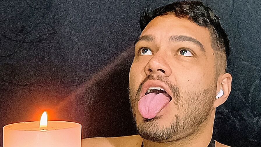 AlejoWolf Nude