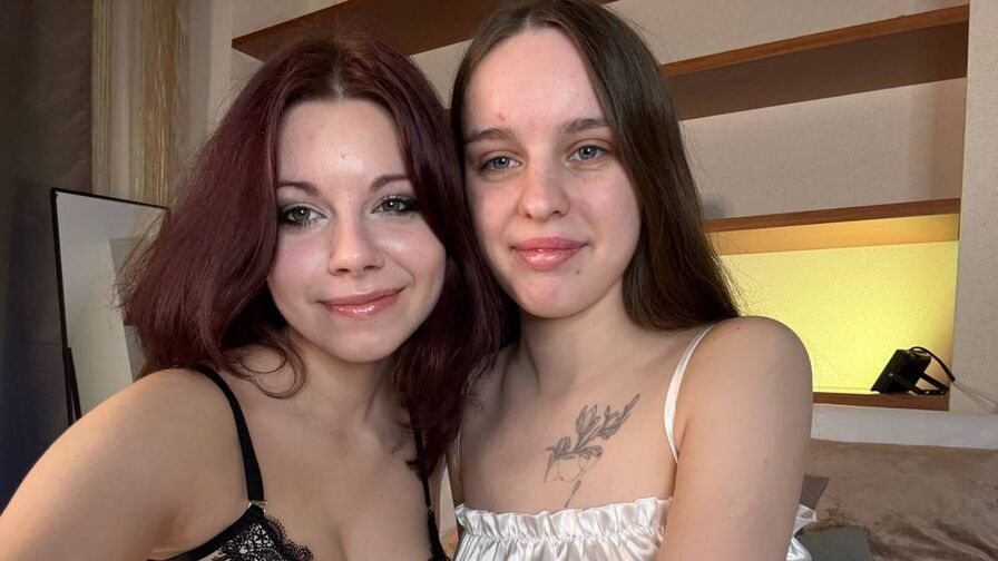 AlicaAndSophie Nude