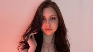 Free Nude AliceWells