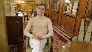 Free Nude AlikWhite