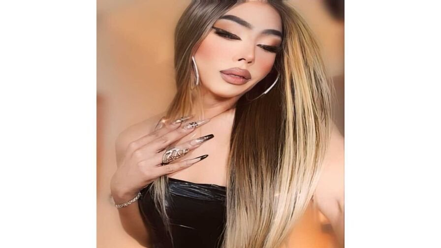 AnaisVelvet Nude
