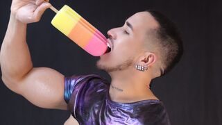 Free Nude AndrewTedd