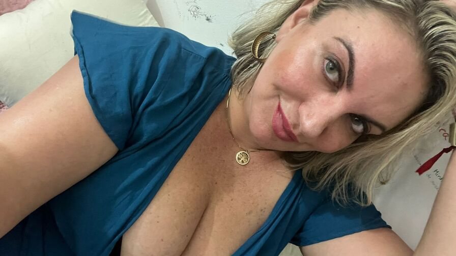 AngelSharonn Nude