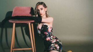 Free Nude AngelikaLarson