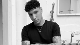 Free Nude AngeloColen