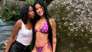 Free Nude AnnaAndEmmy