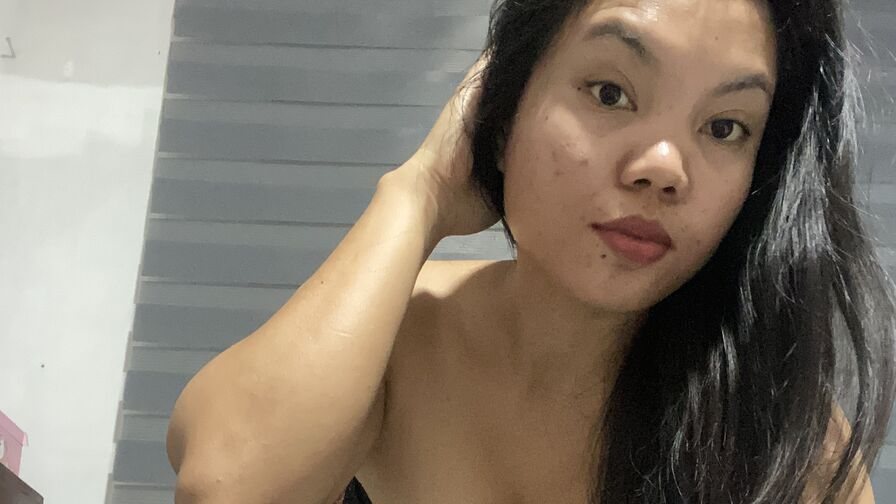 AranyaMax Nude