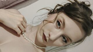 Free Nude AreteFrost