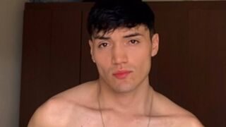 Free Nude AronnDark