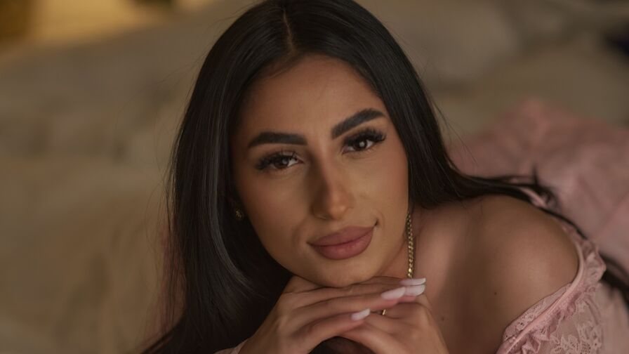 AvaLynn Nude